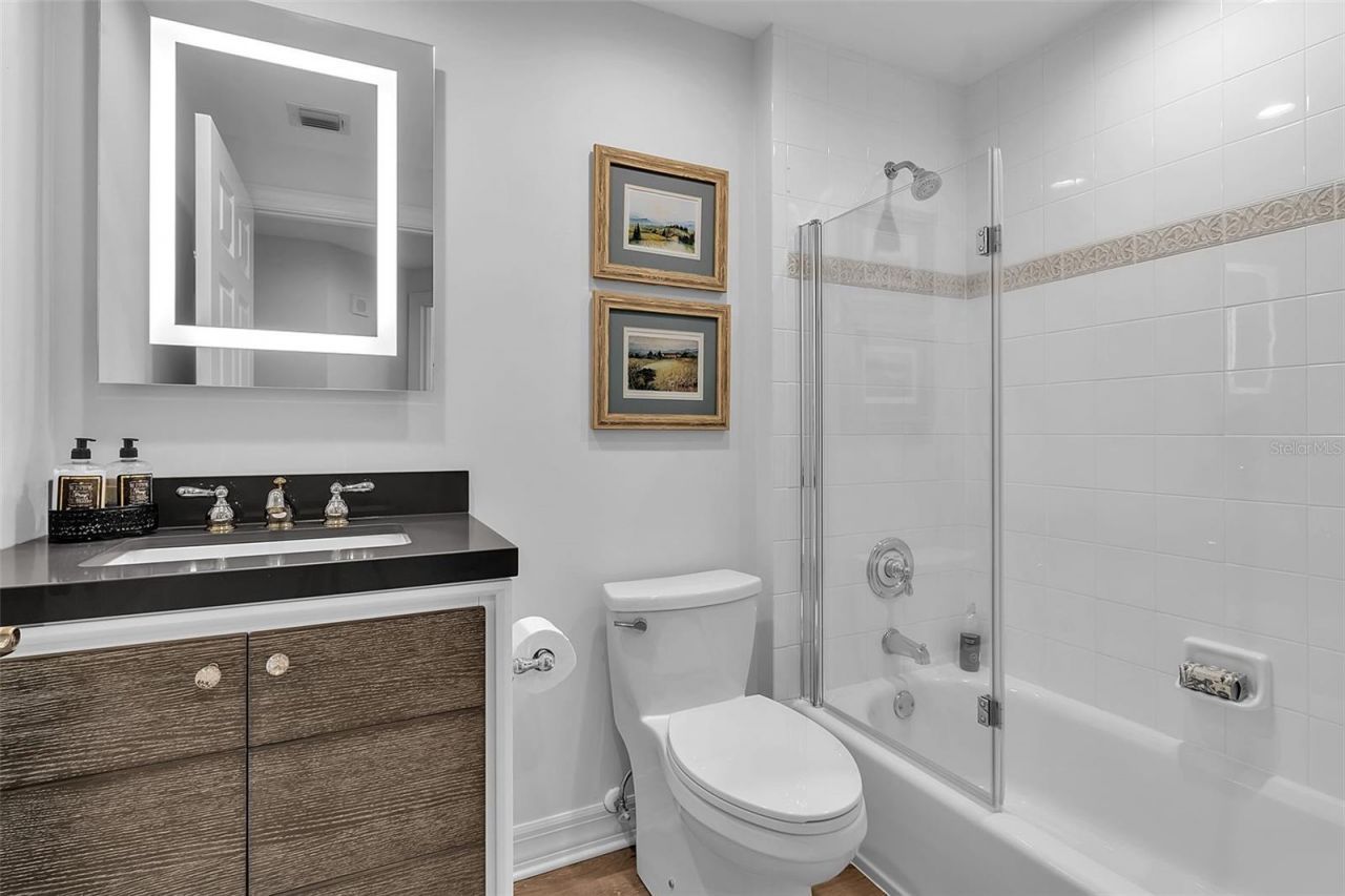 393 N Point Road , Unit 401, Osprey, FL 34229 Photo