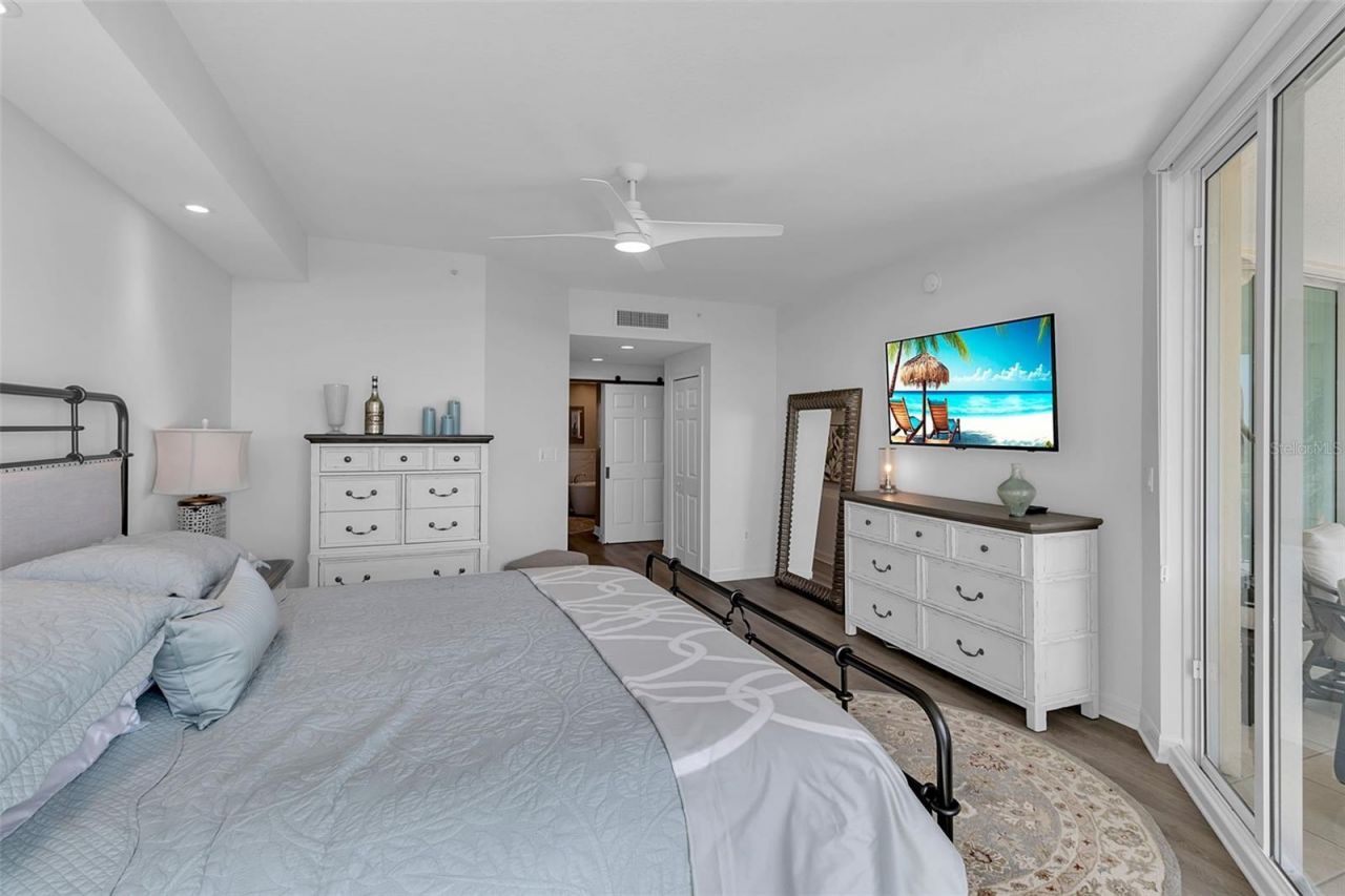 393 N Point Road , Unit 401, Osprey, FL 34229 Photo