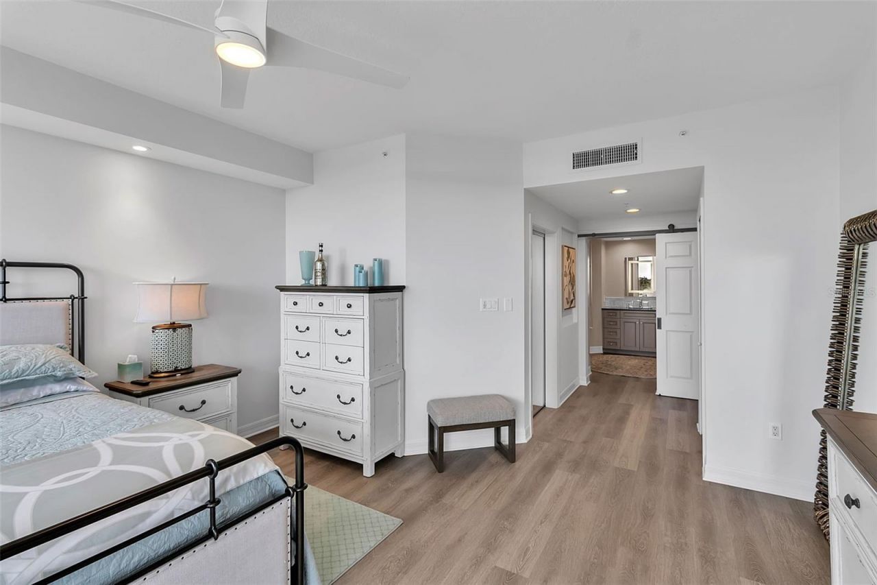 393 N Point Road , Unit 401, Osprey, FL 34229 Photo