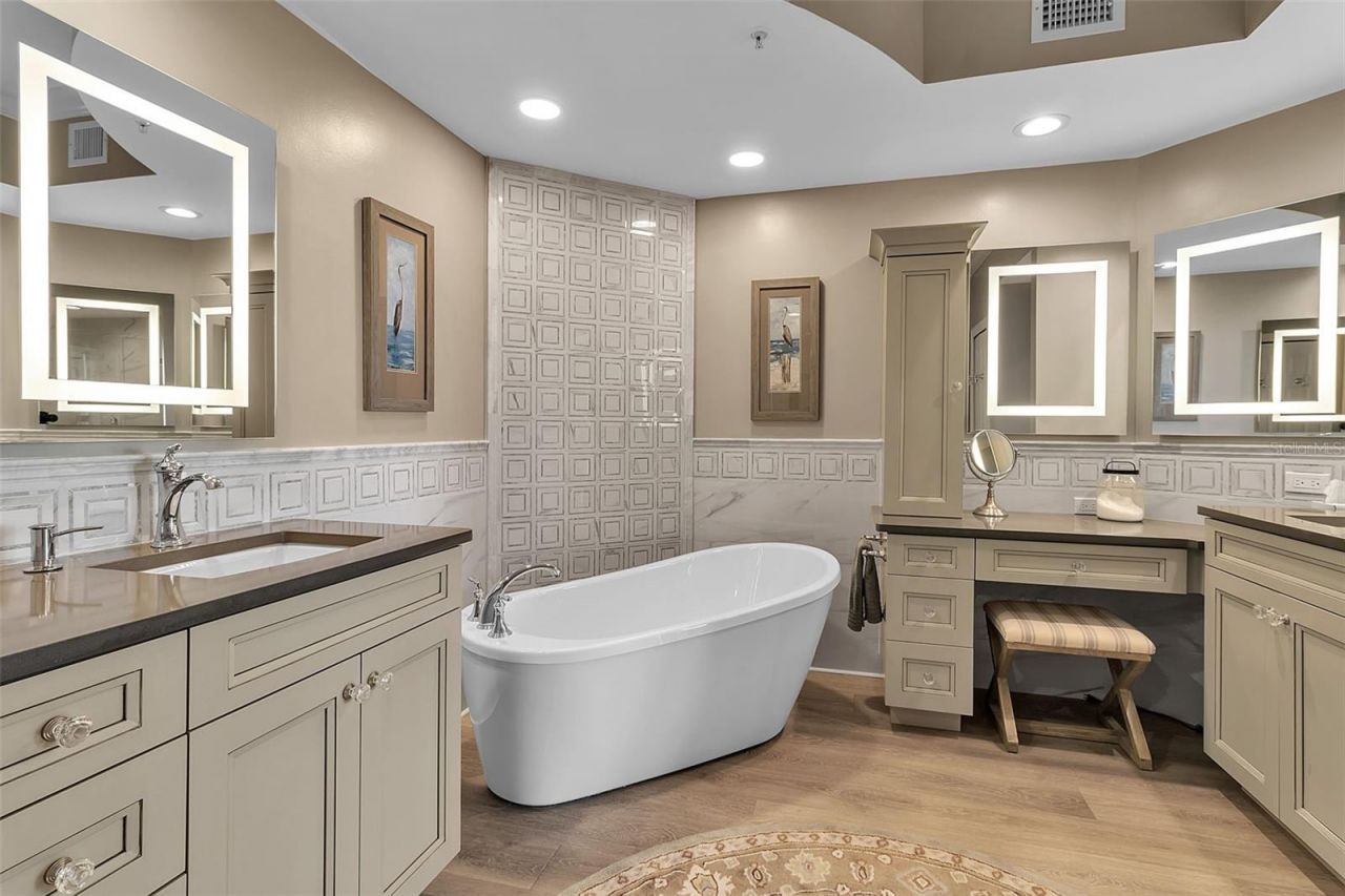 393 N Point Road , Unit 401, Osprey, FL 34229 Photo