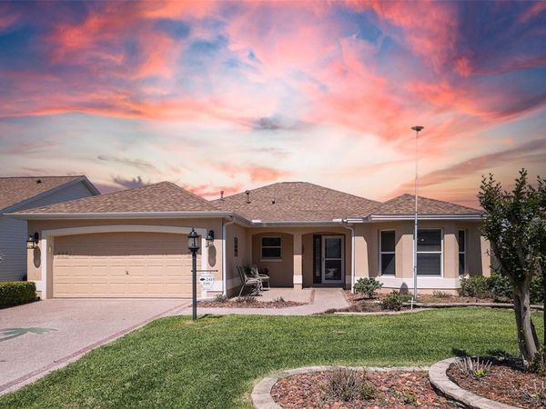 2415 MORVEN PARK WAY , THE VILLAGES, FL 32162