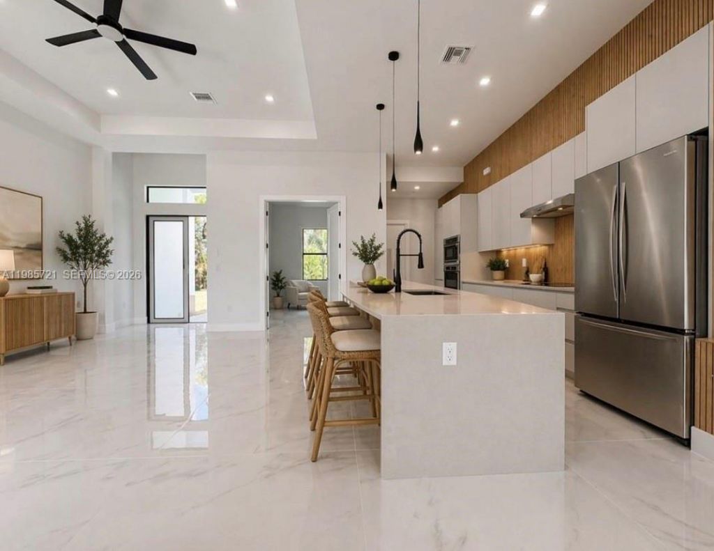 6186 N Everglades Blvd, Naples, FL 34120 Photo