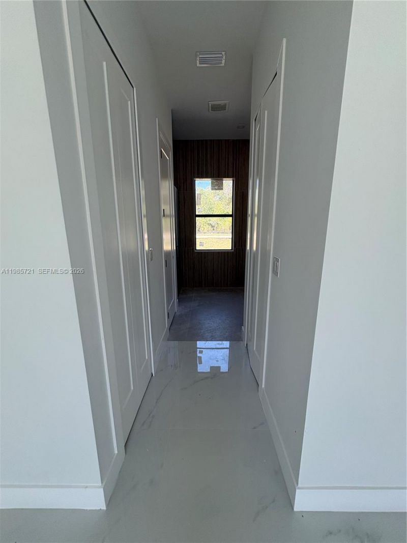 6186 N Everglades Blvd, Naples, FL 34120 Photo