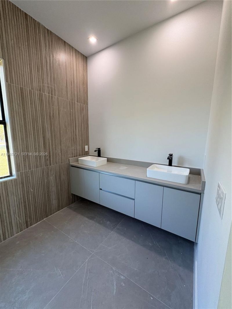 6186 N Everglades Blvd, Naples, FL 34120 Photo