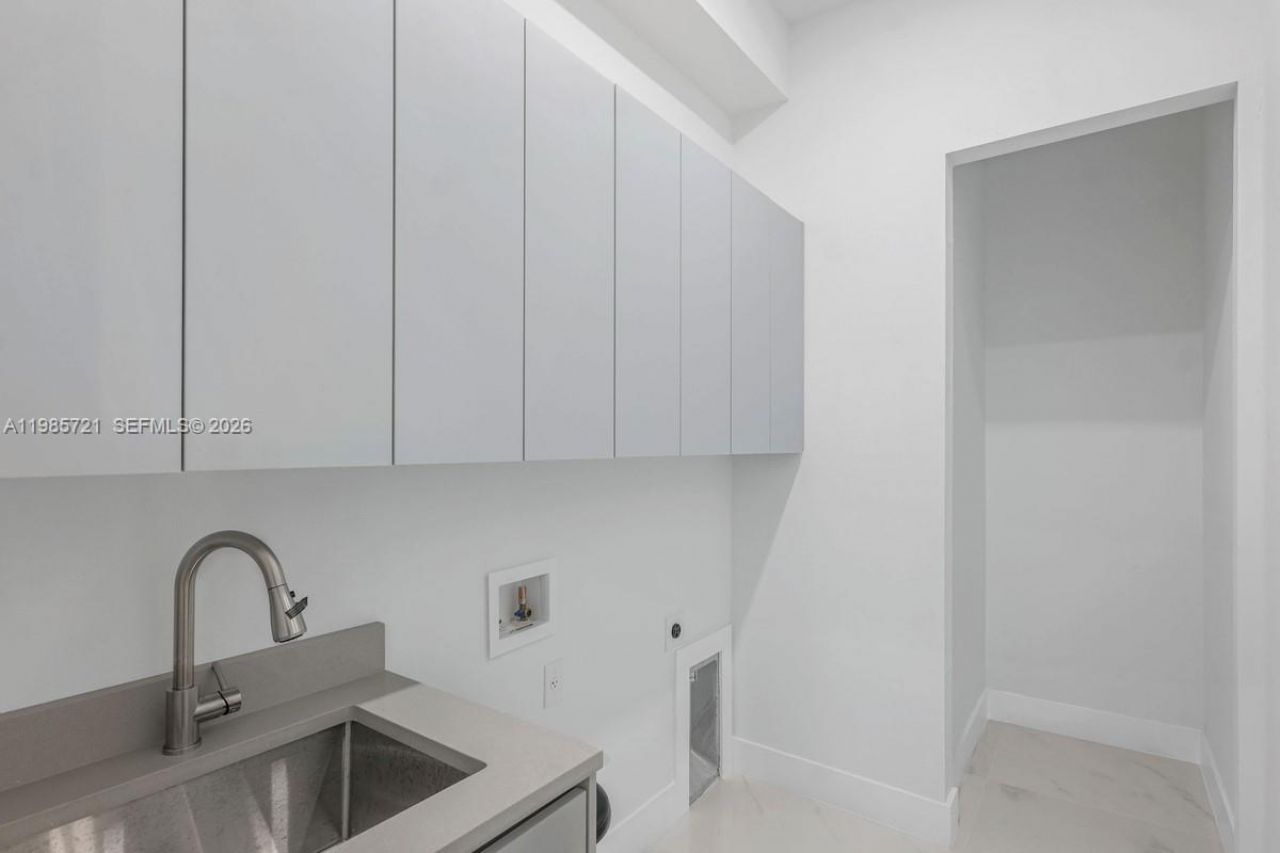 6186 N Everglades Blvd, Naples, FL 34120 Photo