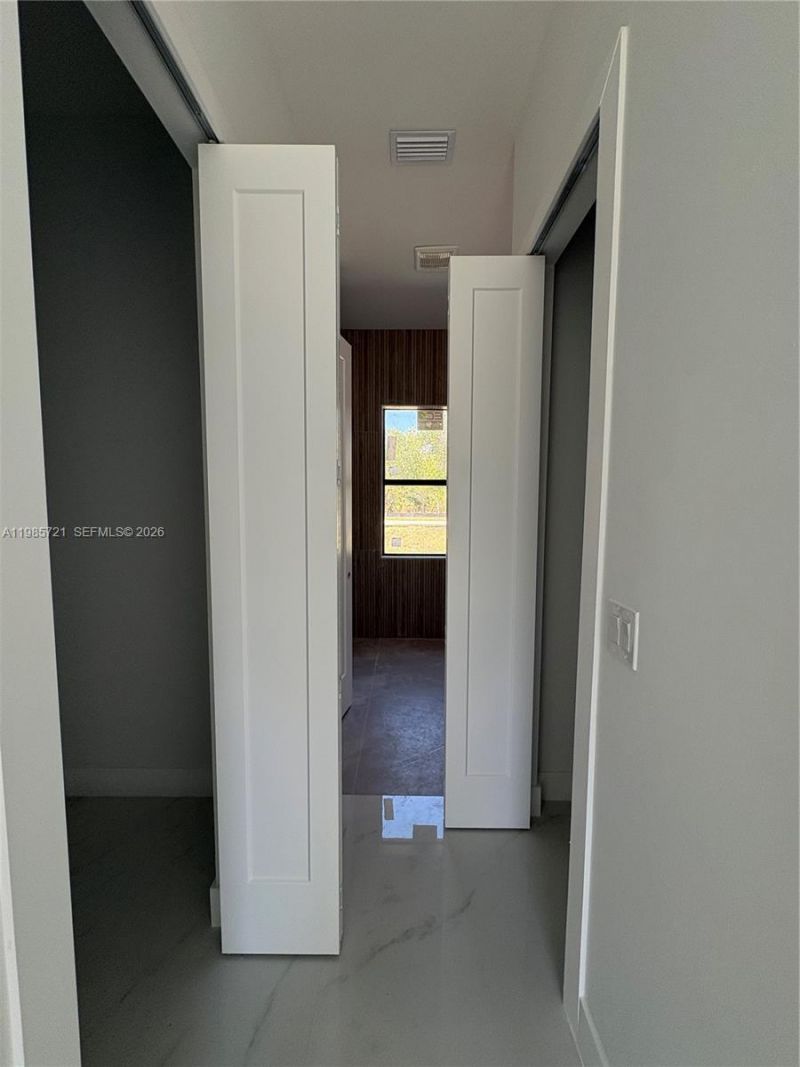 6186 N Everglades Blvd, Naples, FL 34120 Photo