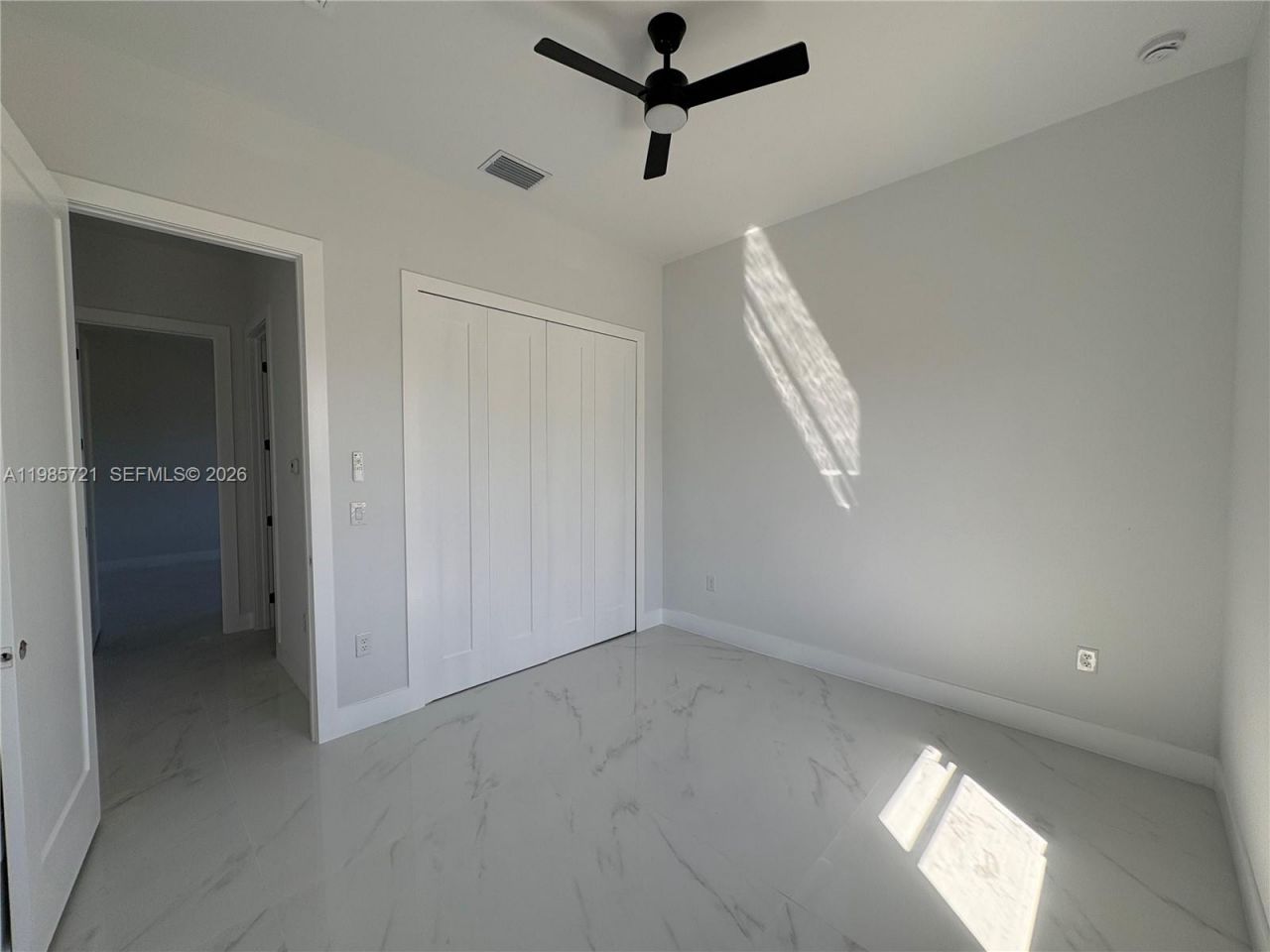 6186 N Everglades Blvd, Naples, FL 34120 Photo