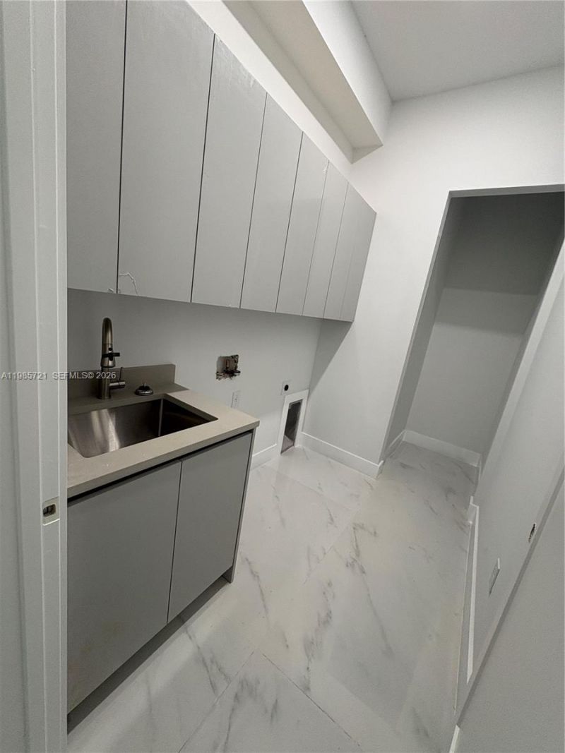 6186 N Everglades Blvd, Naples, FL 34120 Photo