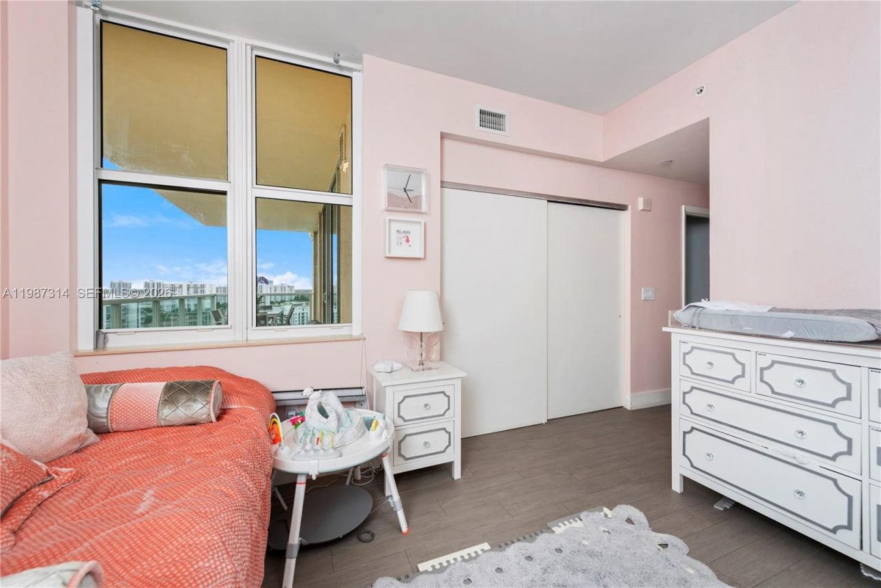 3330 NE 190th St , Unit 1715, Aventura, FL 33180 Photo