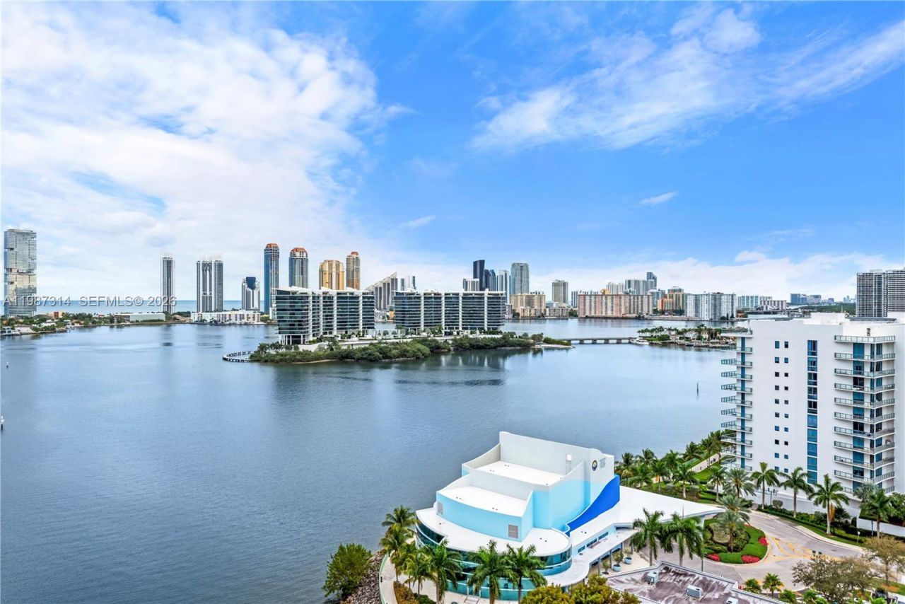 3330 NE 190th St, Unit 1715, Aventura, FL 33180 Photo
