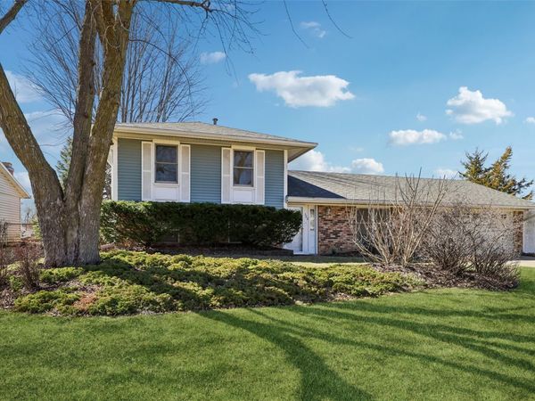 322 NW Stratford Lane, Ankeny, IA 50023