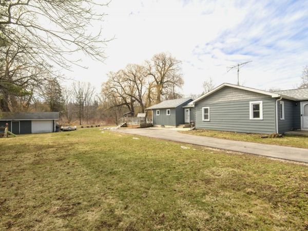 2605 St Ritas Rd, Caledonia, WI 53404