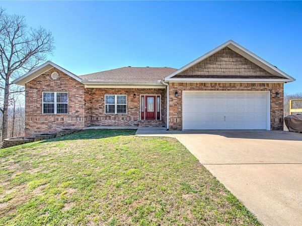 24 Kirby Drive , Bella Vista, AR 72714