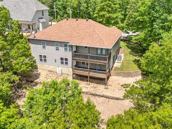 24 Kirby Drive, Bella Vista, AR 72714