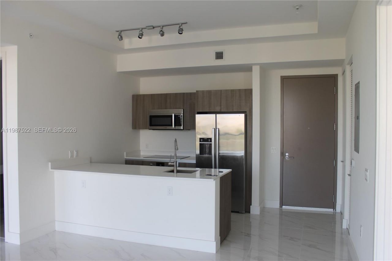 201 SW 17th Rd , Unit 802, Miami, FL 33129 Photo