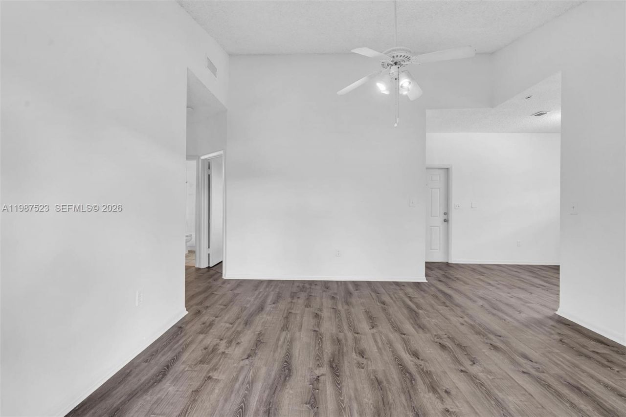 1701 NW 96th Ter , Unit 1C, Pembroke Pines, FL 33024 Photo