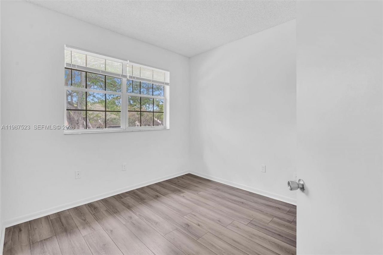 1701 NW 96th Ter , Unit 1C, Pembroke Pines, FL 33024 Photo