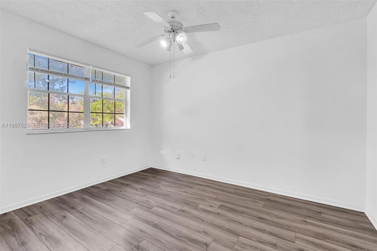 1701 NW 96th Ter , Unit 1C, Pembroke Pines, FL 33024 Photo