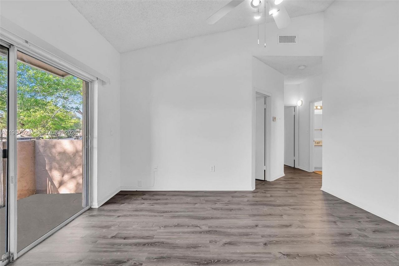 1701 NW 96th Ter , Unit 1C, Pembroke Pines, FL 33024 Photo