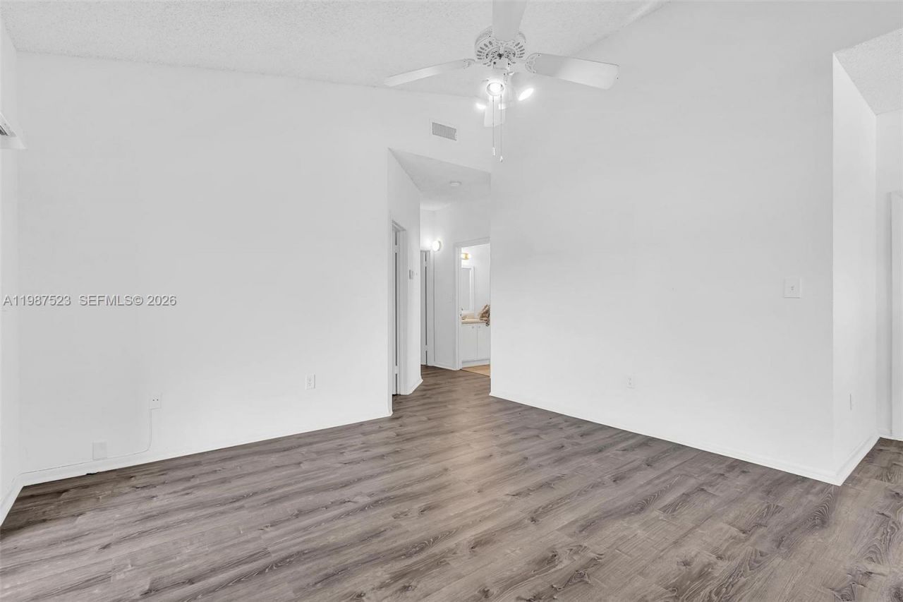 1701 NW 96th Ter , Unit 1C, Pembroke Pines, FL 33024 Photo