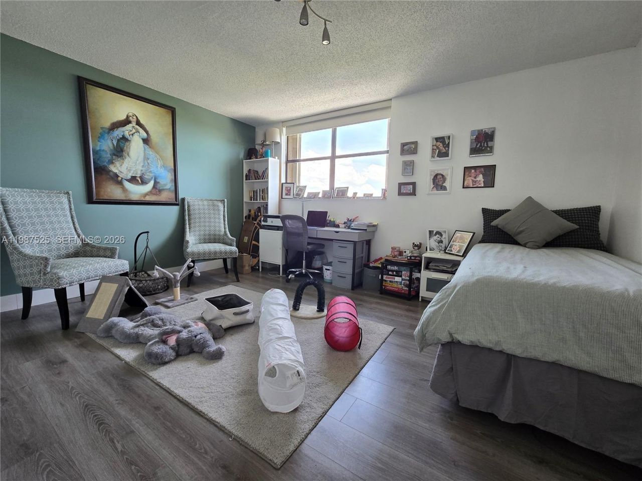 900 NE 195th St, Unit 709, Miami, FL 33179 Photo