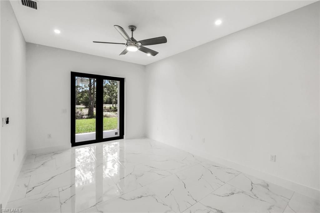 521 Lillon Ave S, Lehigh Acres, FL 33974 Photo