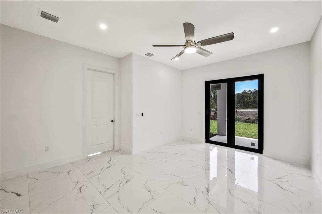 521 Lillon Ave S, Lehigh Acres, FL 33974 Photo