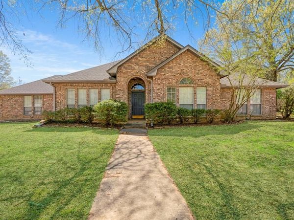 4310 Sleepy Hollow, Reno, TX 75462