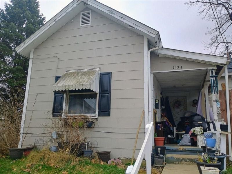 1453 W Clark Street, Springfield, OH 45506 Photo 6