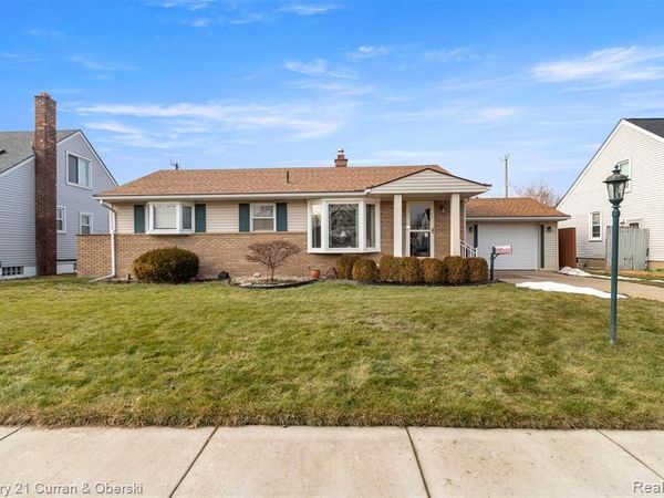 19531 Wood Street, Melvindale, MI 48122