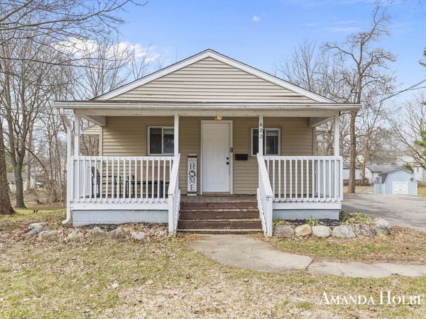 622 N Washington Street, Lowell, MI 49331