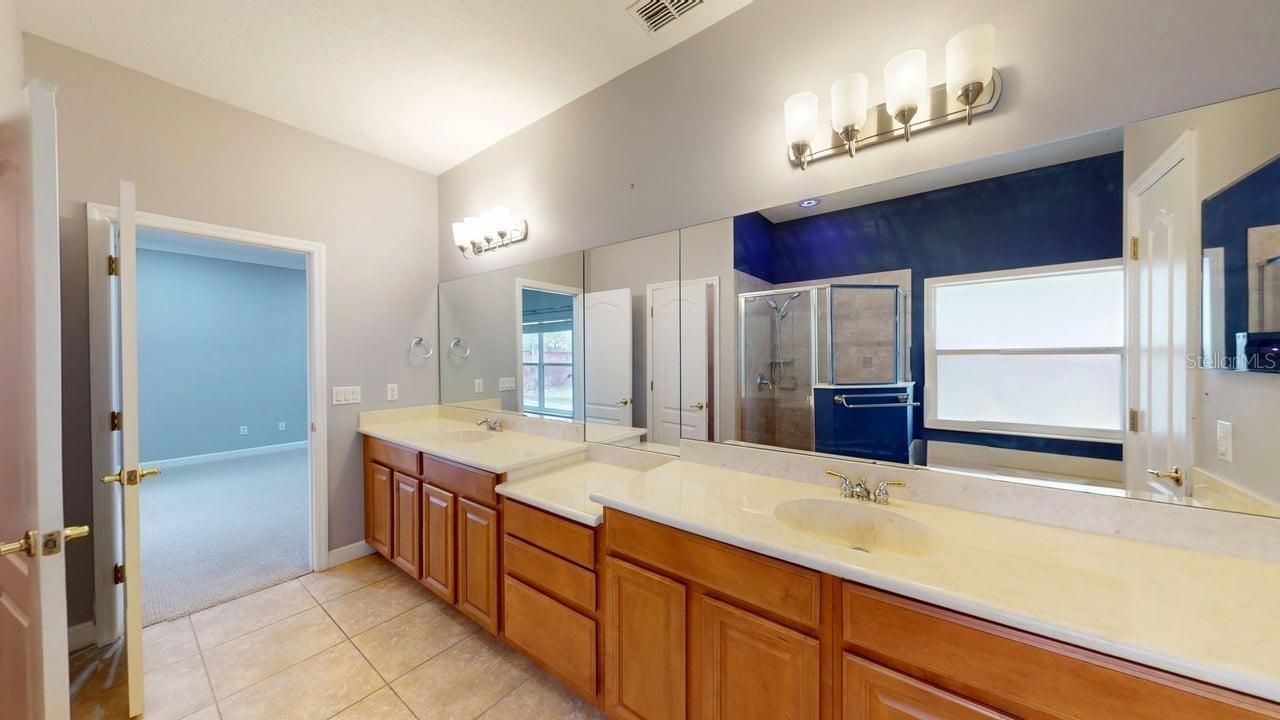 5108 Legacy Oaks Drive , Orlando, FL 32839 Photo