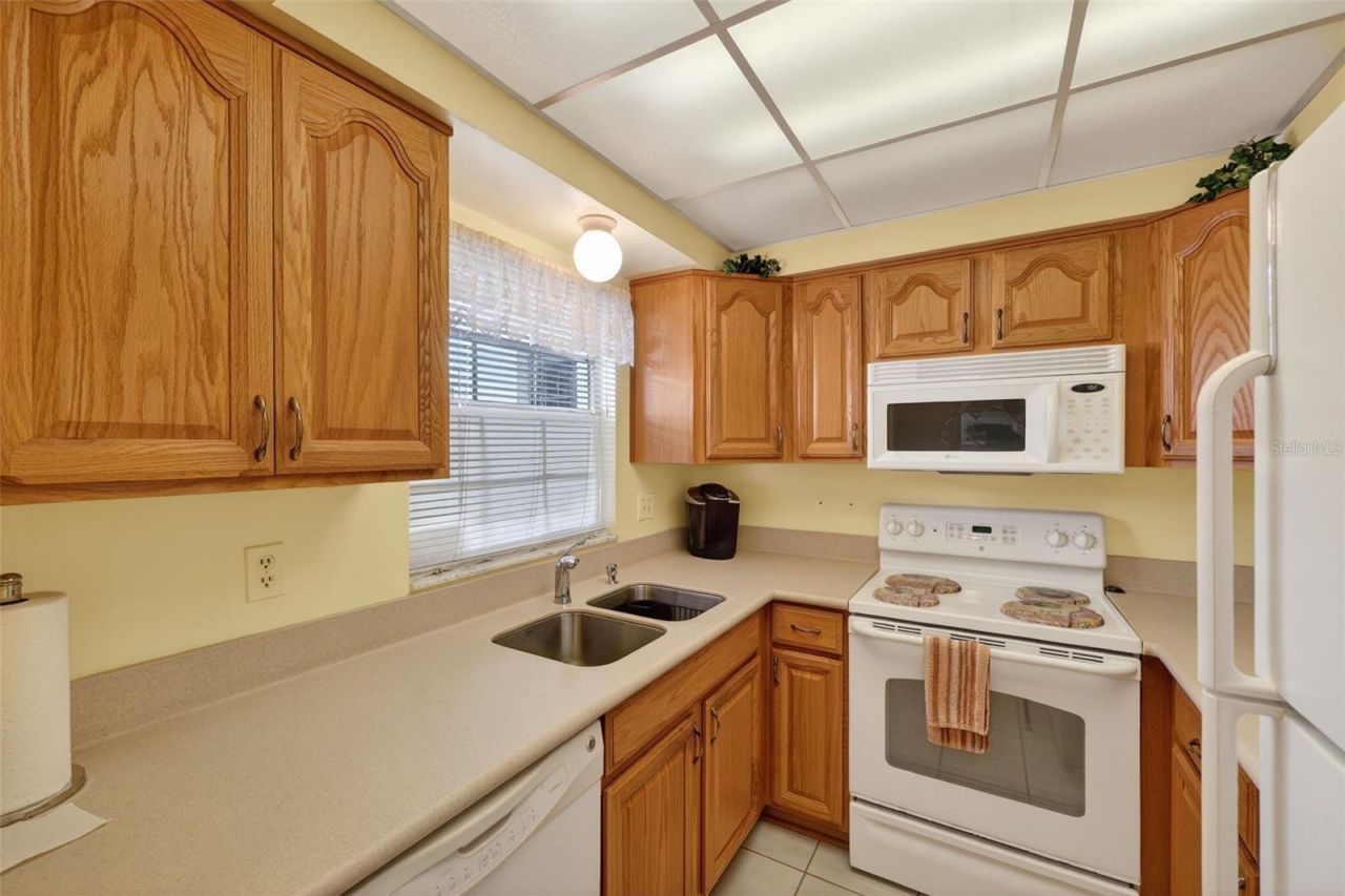 4509 3rd Street Circle W, Unit 283, Bradenton, FL 34207 Photo