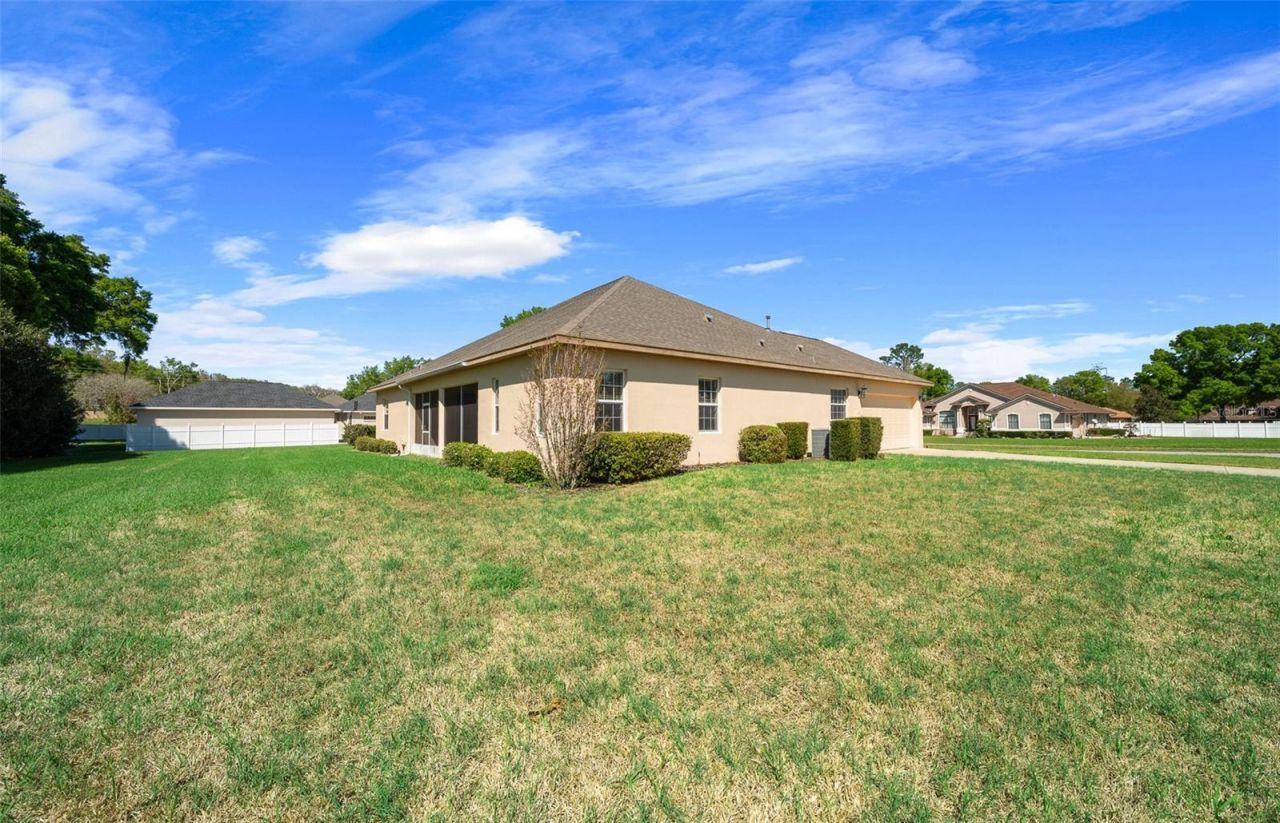 5073 SE 39th Loop , Ocala, FL 34480 Photo
