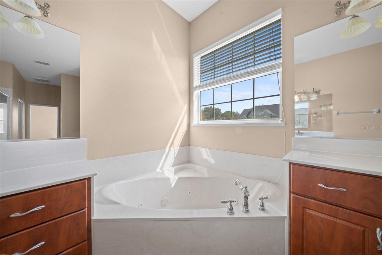 5073 SE 39th Loop , Ocala, FL 34480 Photo