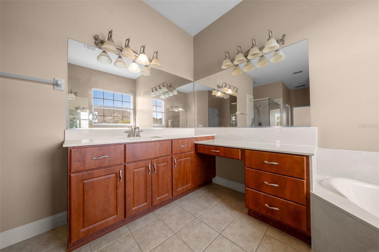 5073 SE 39th Loop , Ocala, FL 34480 Photo