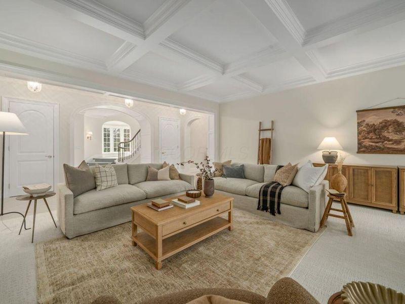 2528 Onandaga Drive, Columbus, OH 43221 Photo 12