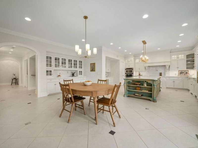 2528 Onandaga Drive, Columbus, OH 43221 Photo 23