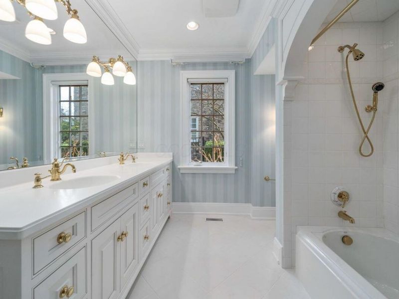 2528 Onandaga Drive, Columbus, OH 43221 Photo 40