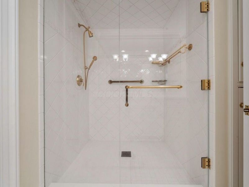 2528 Onandaga Drive, Columbus, OH 43221 Photo 47