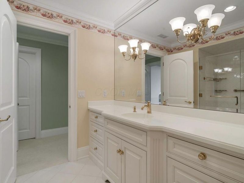 2528 Onandaga Drive, Columbus, OH 43221 Photo 48