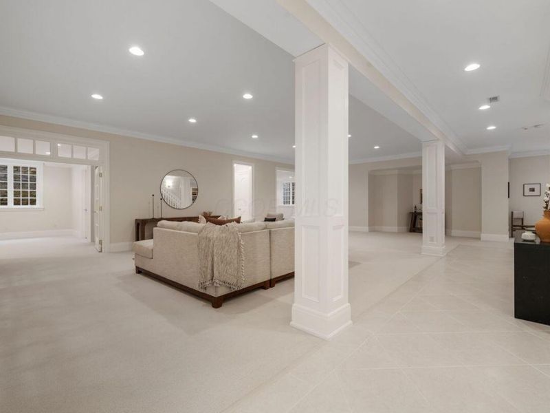 2528 Onandaga Drive, Columbus, OH 43221 Photo 77