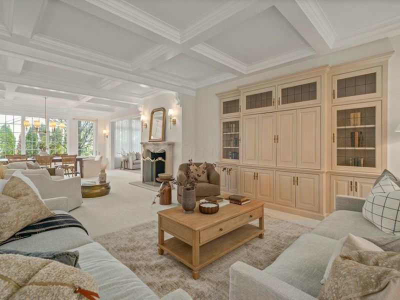 2528 Onandaga Drive, Columbus, OH 43221 Photo 8