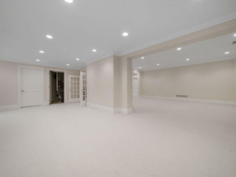 2528 Onandaga Drive, Columbus, OH 43221 Photo 81