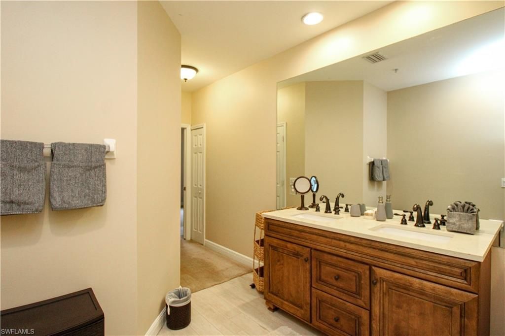 1360 Sweetwater Cv, Unit 202, Naples, FL 34110 Photo