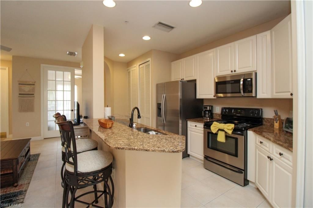 1360 Sweetwater Cv, Unit 202, Naples, FL 34110 Photo
