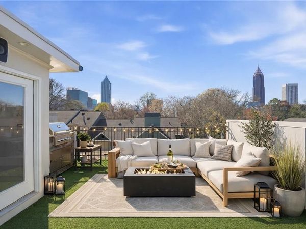 353 Brownstones Circle NE, Atlanta, GA 30312