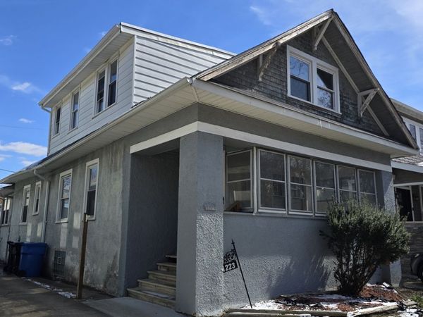 11223 S Longwood Drive , Chicago, IL 60643