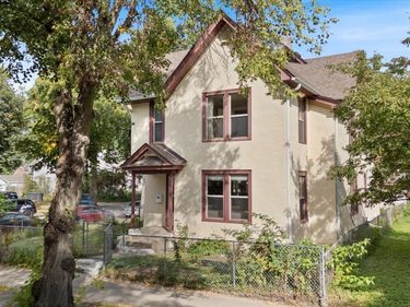 1001 26th Avenue NE, Minneapolis, MN 55418