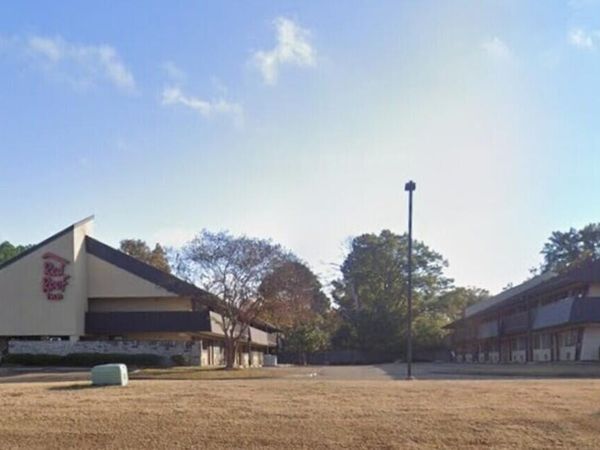 810 ADCOCK STREET, RIDGELAND, MS 39157